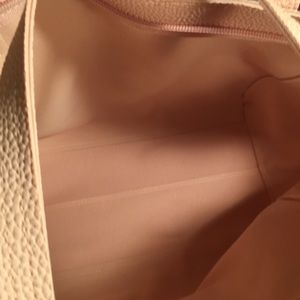 Bath & Body Works Bags - NWT Bath & Body Pink cutout Large tote Bath & Body Works Bags - NWT Bath & Body Pink cutout Large tote